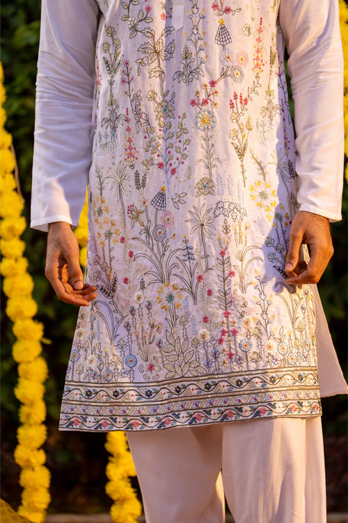 Royal White Floral Embroidery Men’s Festive Kurta - Ethnic