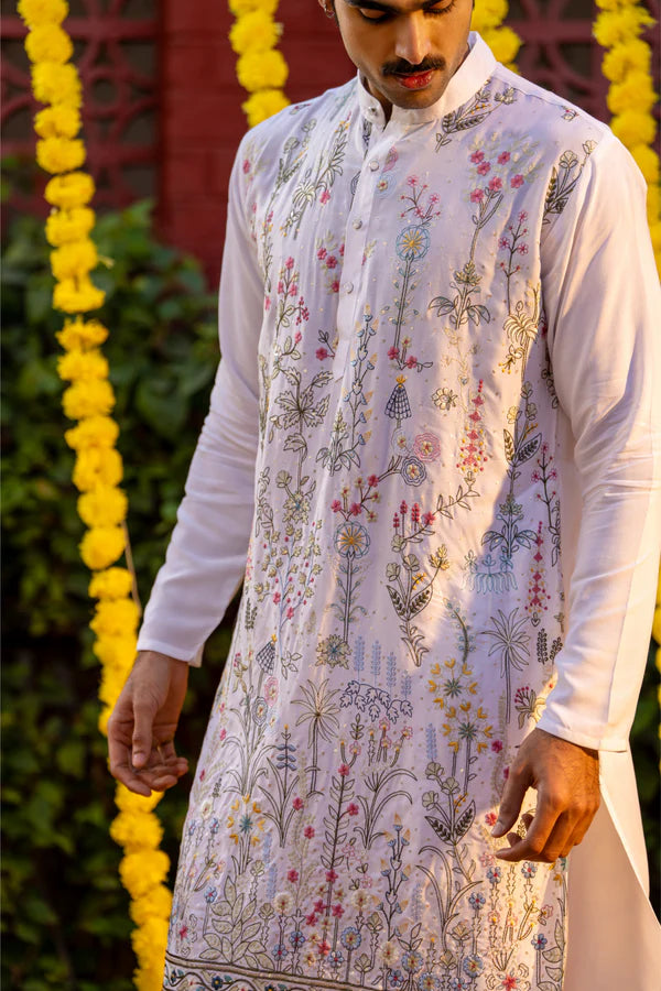 Royal White Floral Embroidery Men’s Festive Kurta - Ethnic